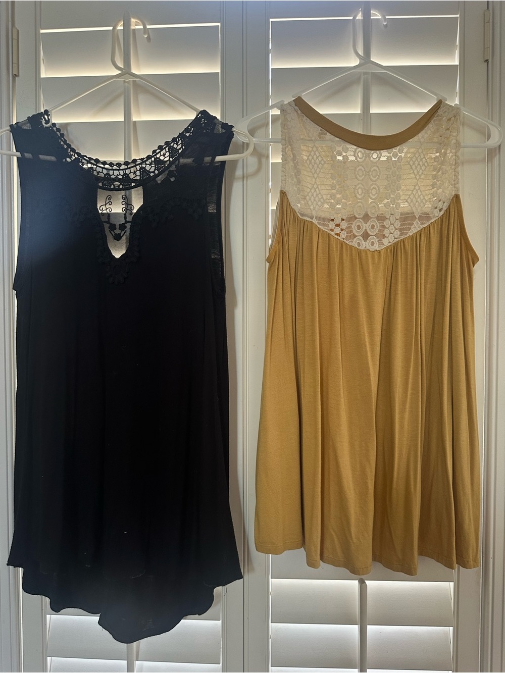 Lace Yoke Sleeveless Tunics - Black & Mustard